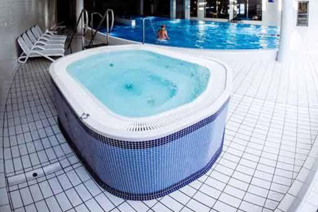 Premium Apartment For Jewish Quarter & Old Town Plus Pool Krakau Exterior foto